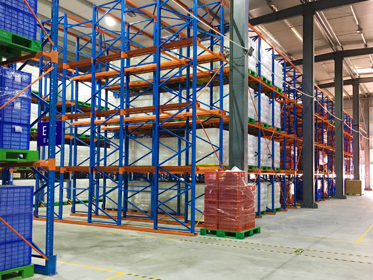 Intensive high duty rack，storage capacity increased by 5 times