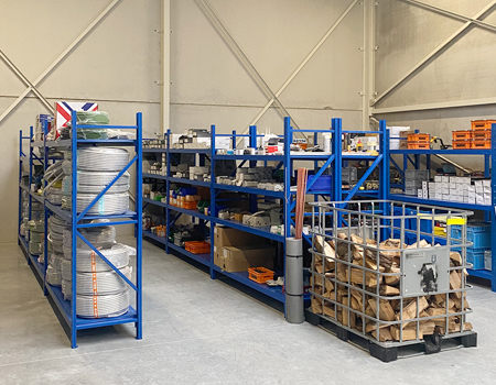 Belgium equipment industry light laminated racks