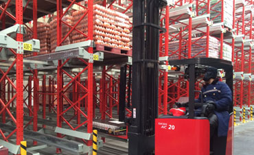 Coca-Cola semi-automatic shuttle rack