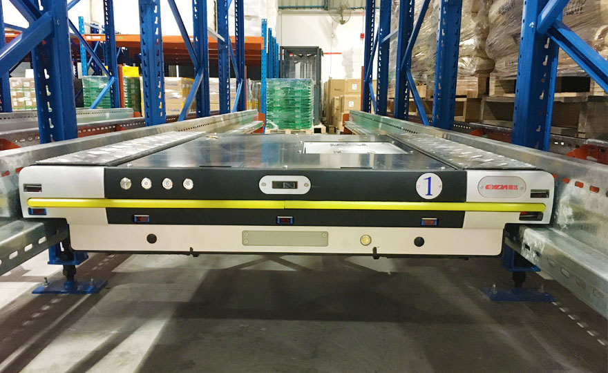 What types of semi-automatic warehouse shelves are there?