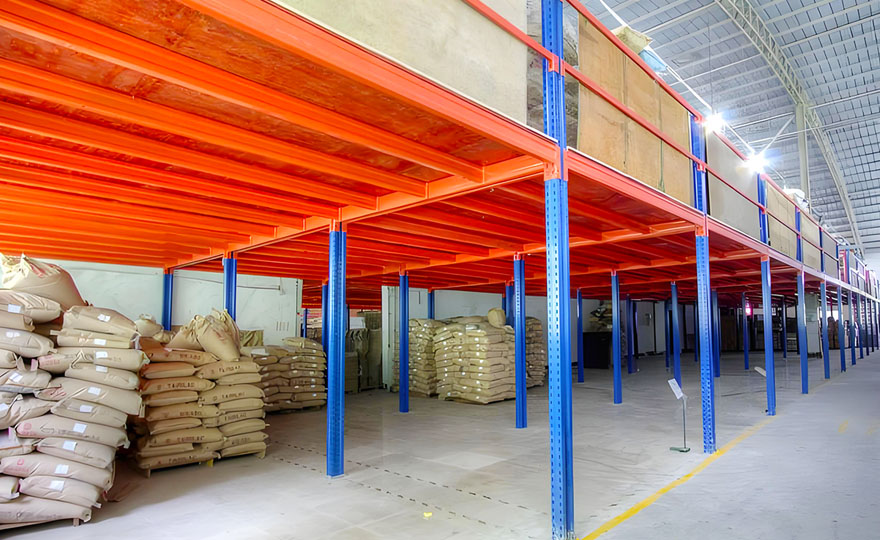 The platform shelves are available in several colors.