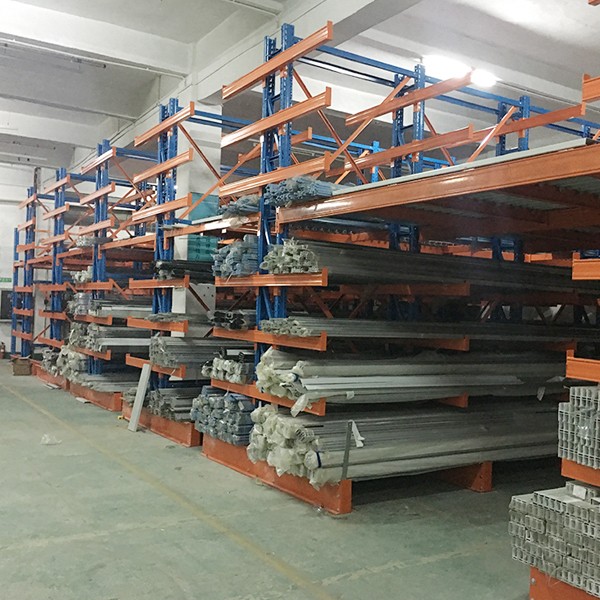 Cantilever platform rack