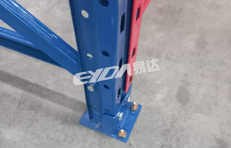heavy-duty pallet racking