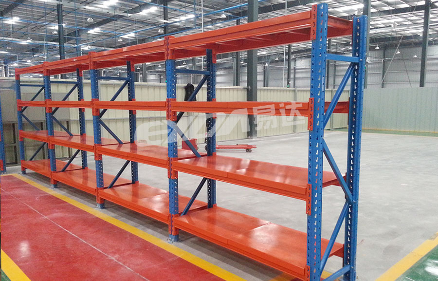 Heavy-duty shelves