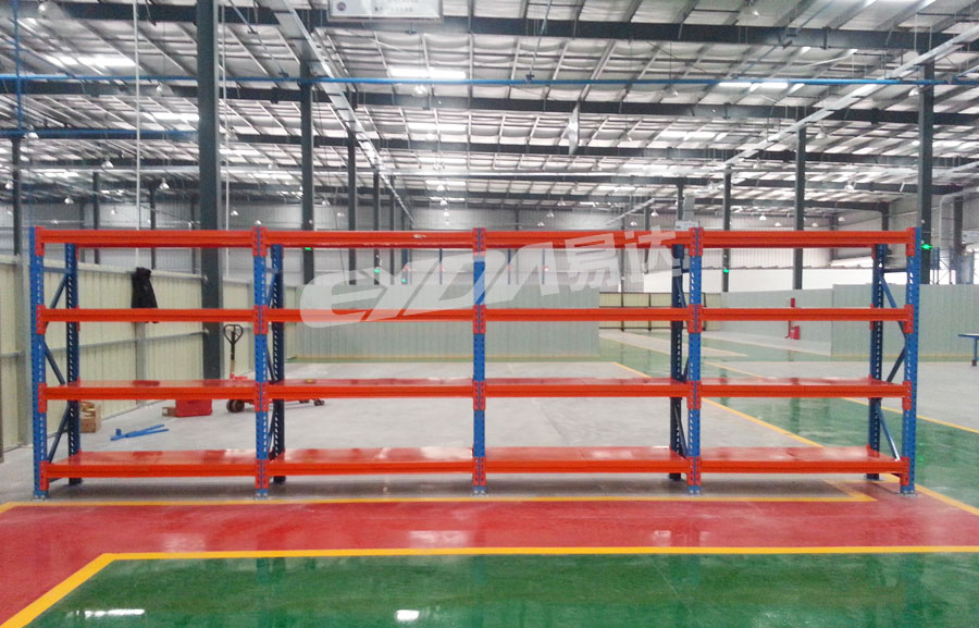 Heavy-duty shelves