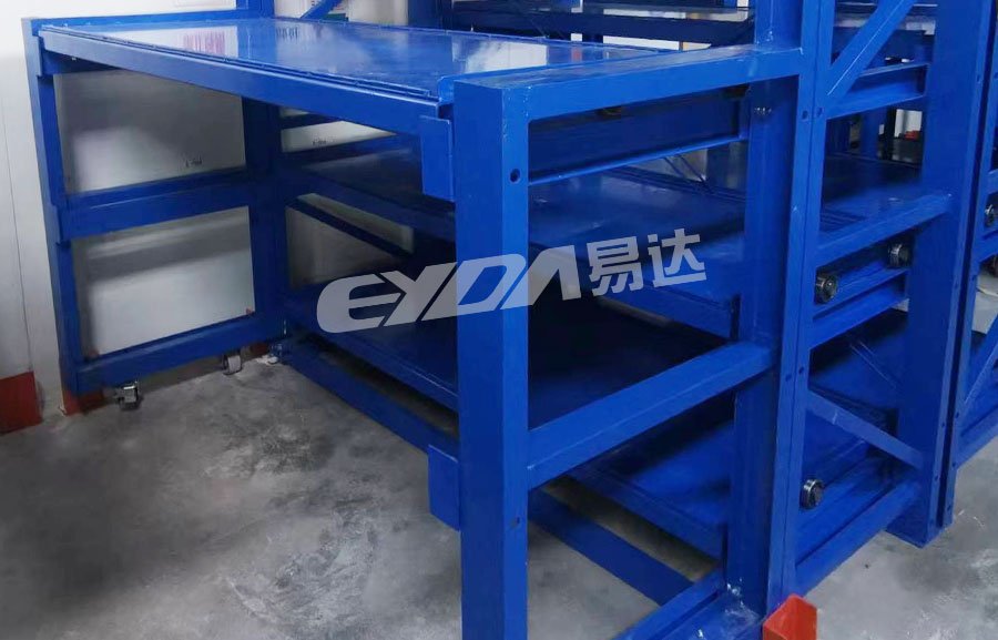 Drawer-type mold shelves