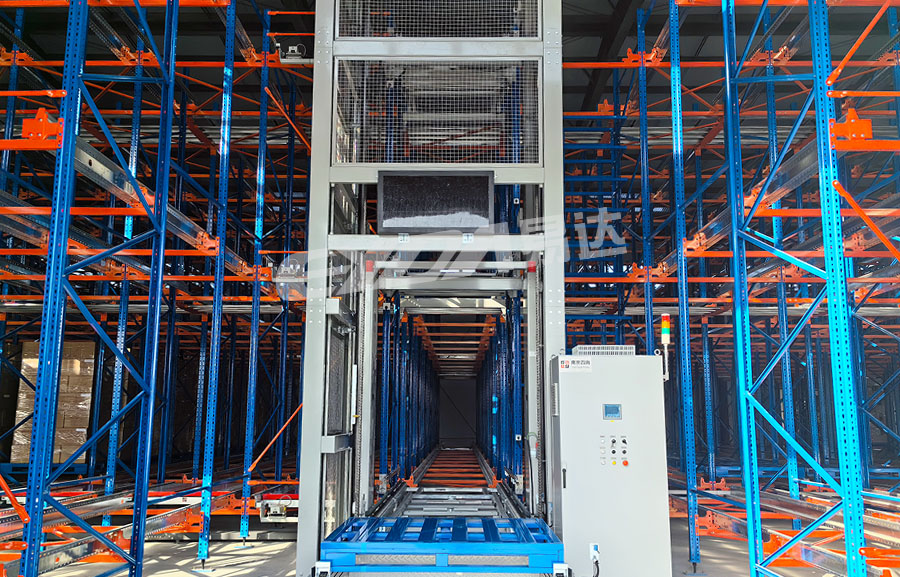 Four-way vehicle vertical storage rack