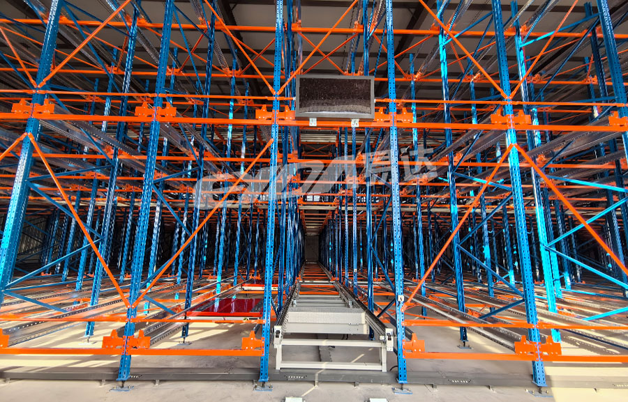Four-way vehicle vertical storage rack