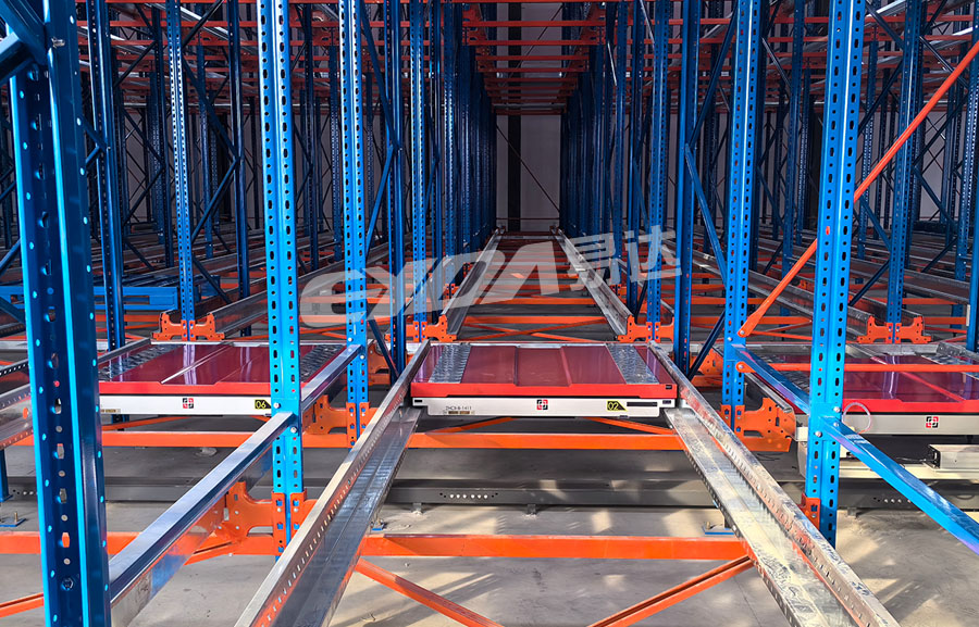 Four-way vehicle vertical storage rack