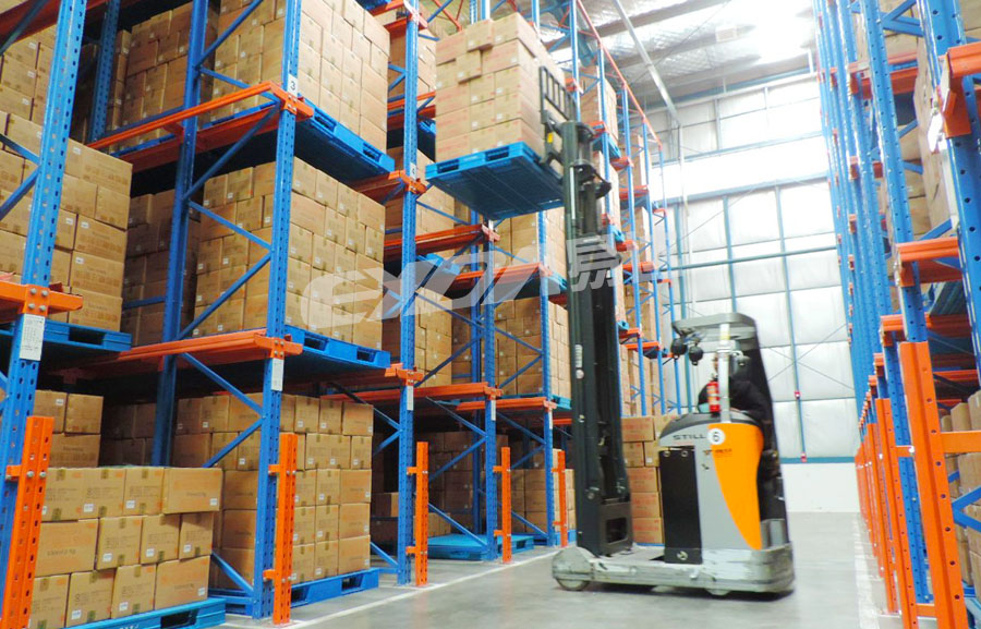 Drive-in racking