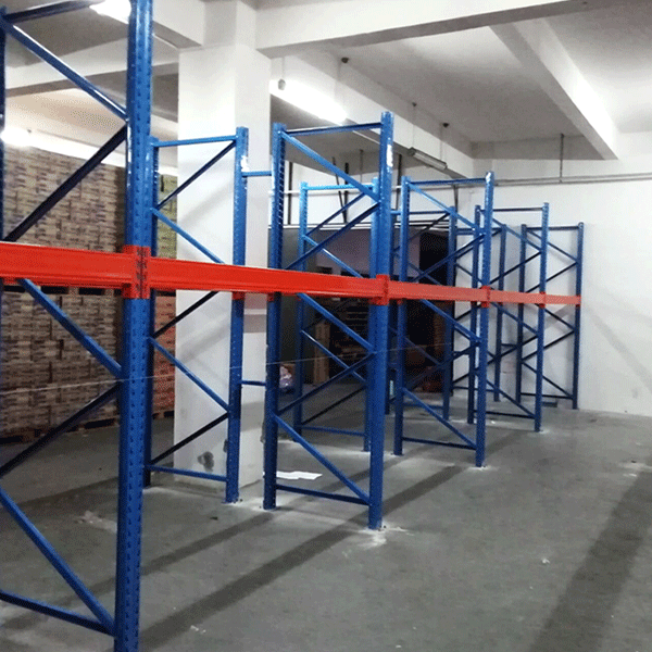 Heavy-duty mold shelves