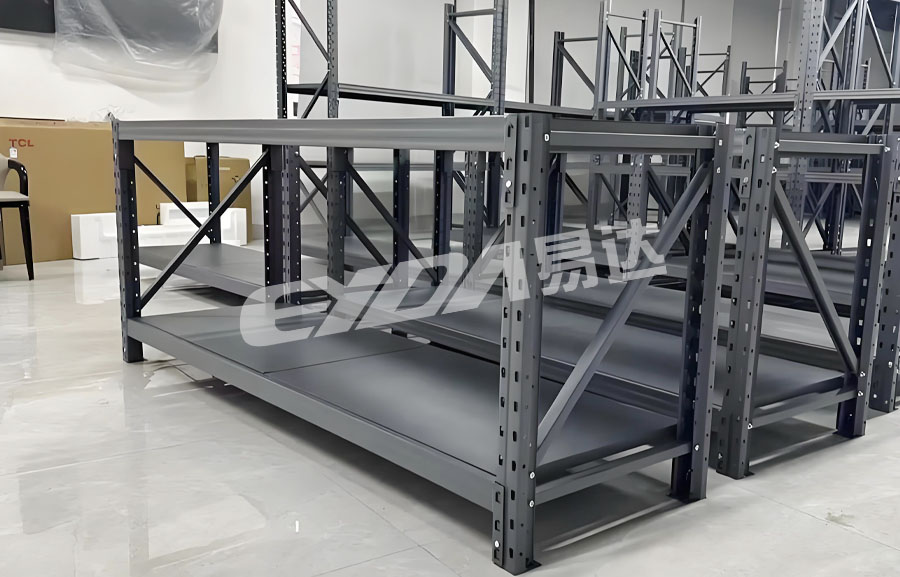 black layer shelf
